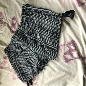 Patterned American rag shorts size 0